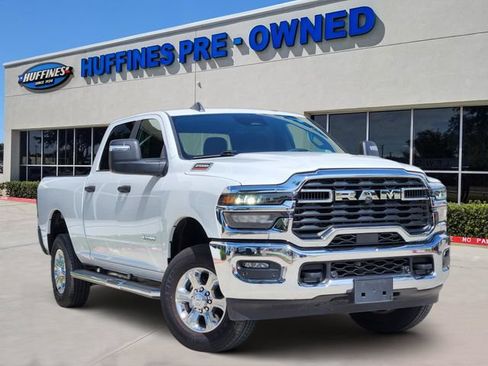 Certified 2026 RAM 2500 Big Horn AWD/4WD image 1