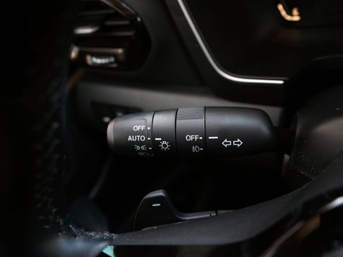 Certified 2025 Honda Pilot Elite image 24