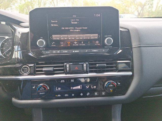 Certified 2024 Nissan Pathfinder SV FWD image 19