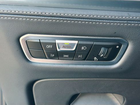 Used 2023 BMW ALPINA XB7 image 39