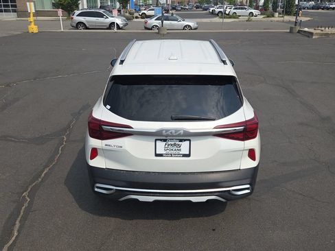 Used 2023 Kia Seltos S w/ Navigation Package AWD/4WD image 10