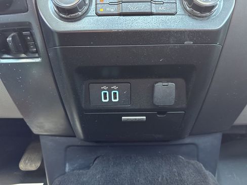 Used 2016 Ford F150 XLT w/ Equipment Group 302A Luxury image 19