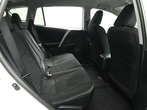 Used 2016 Toyota RAV4 LE image 17