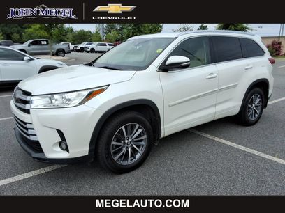 Used 2017 Toyota Highlander XLE