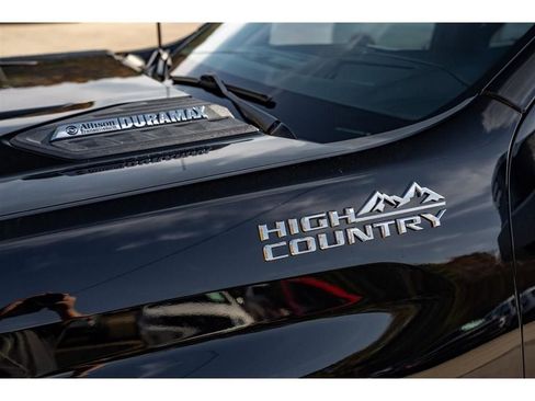 Used 2021 Chevrolet Silverado 2500 High Country w/ Z71 Off-Road Package image 14