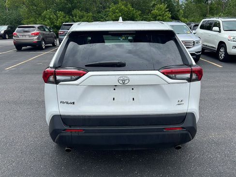Used 2025 Toyota RAV4 LE AWD/4WD image 3