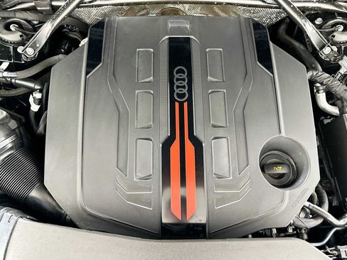 New 2025 Audi SQ5 Premium Plus image 29