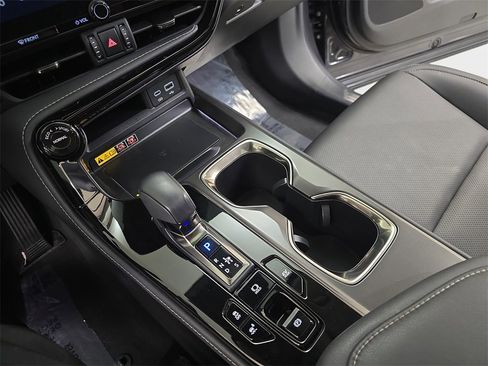 Certified 2025 Lexus NX 350h AWD w/ Premium Package image 28