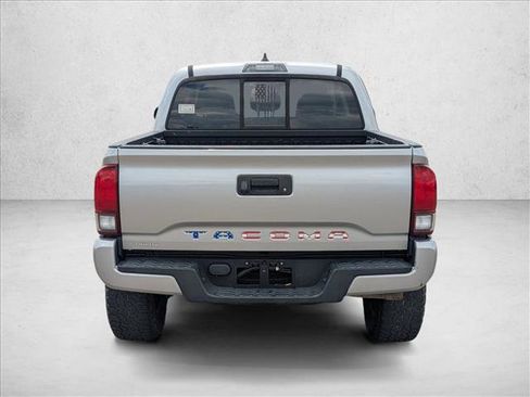 Used 2020 Toyota Tacoma SR w/ SR Convenience Package RWD image 6