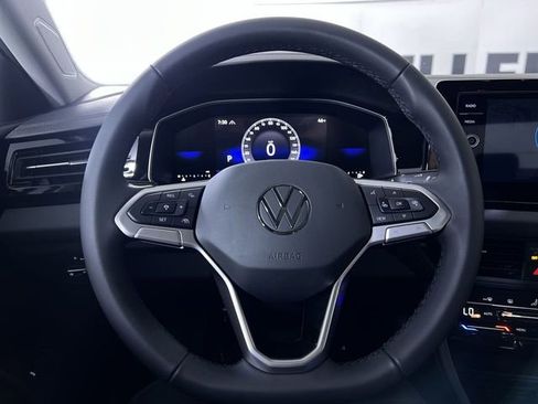 New 2026 Volkswagen Jetta SE image 14
