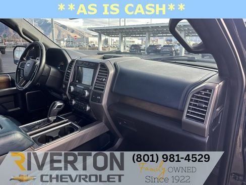 Used 2018 Ford F150 Limited w/ Trailer Tow Package image 24