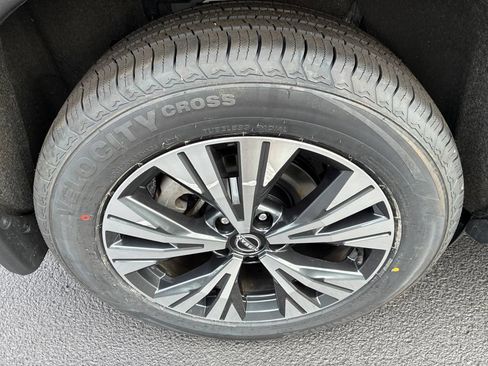 Certified 2023 Nissan Rogue SV AWD/4WD image 10