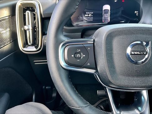 Certified 2023 Volvo C40 P8 Recharge Ultimate image 22