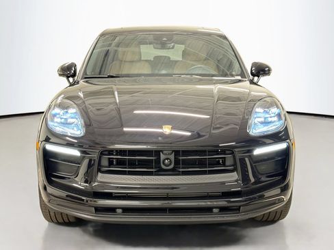 New 2026 Porsche Macan AWD/4WD image 6