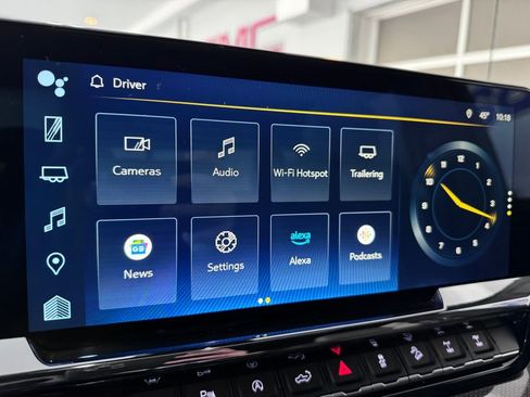 Certified 2022 Chevrolet Silverado 1500 ZR2 w/ Technology Package image 19