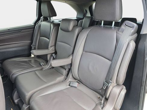 Used 2019 Honda Odyssey EX-L image 18