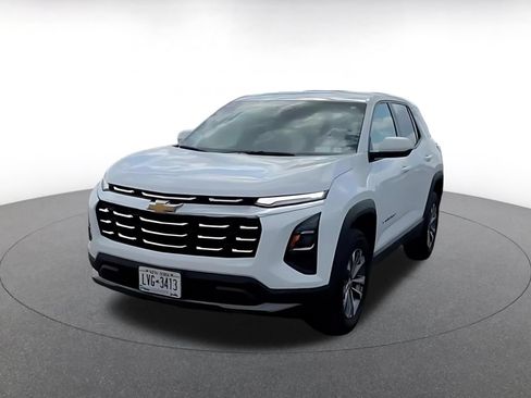 Used 2025 Chevrolet Equinox LT FWD image 5