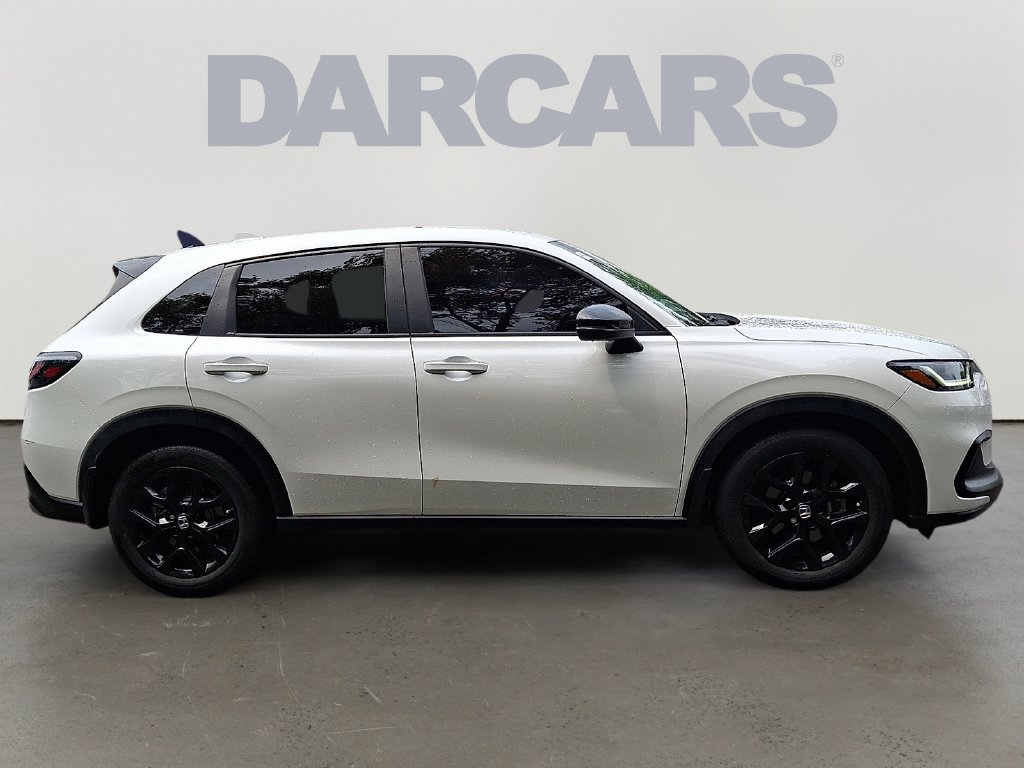 Used 2023 Honda HR-V Sport image 7