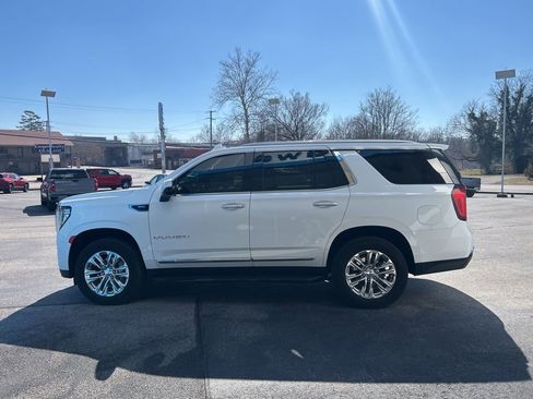 Used 2023 GMC Yukon SLT image 6
