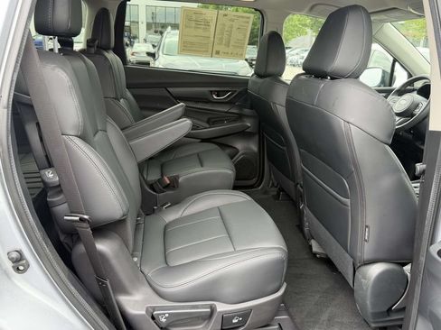 Certified 2026 Subaru Ascent Premium AWD/4WD image 13