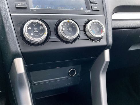 Used 2016 Subaru Forester 2.5i w/ Alloy Wheel Package image 35