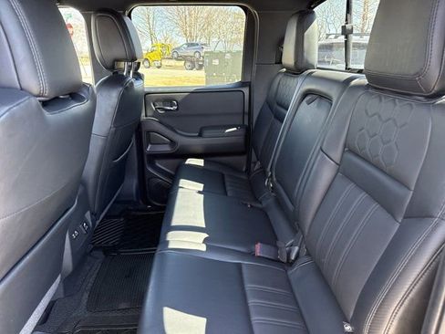 Used 2022 Nissan Frontier Pro-X w/ Pro-X Premium Package image 14