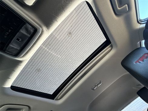 Used 2022 Toyota 4Runner TRD Off-Road Premium image 19