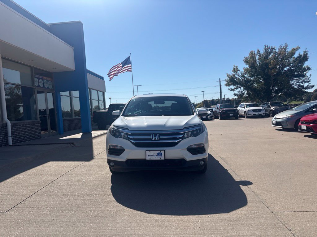 Certified 2018 Honda Pilot EX-L image 2