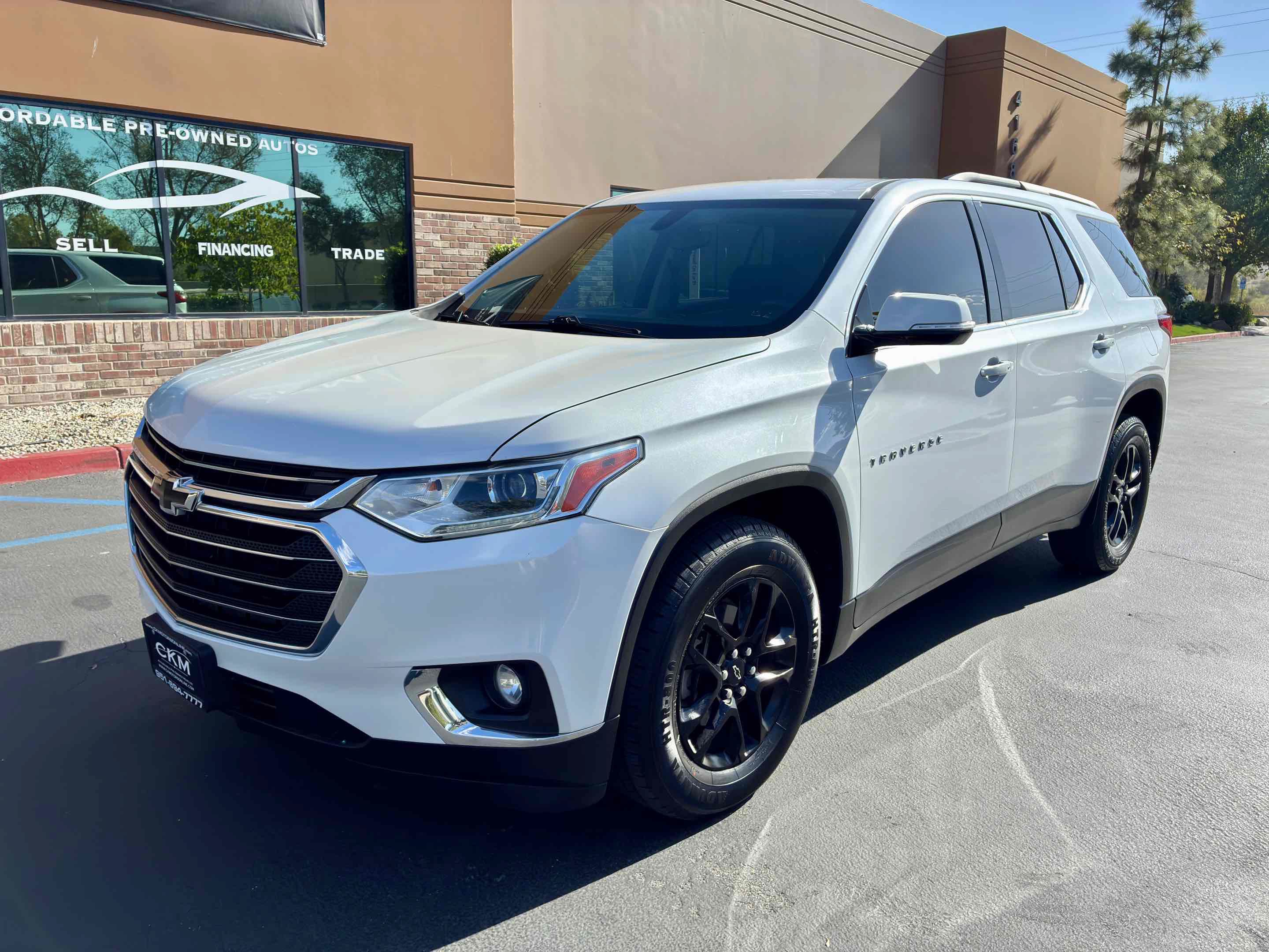 Used 2019 Chevrolet Traverse LT FWD image 4
