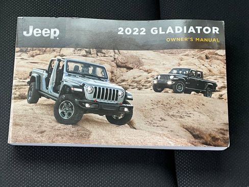 Used 2022 Jeep Gladiator Overland w/ Trailer Tow Package image 34