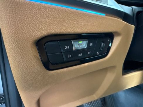 Certified 2023 BMW 330i Sedan w/ Premium Package RWD image 25