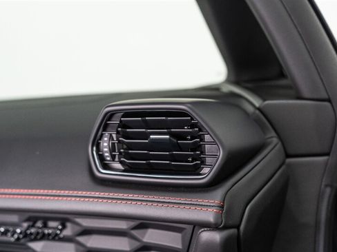 Used 2016 Lamborghini Huracan LP 580-2 RWD image 62