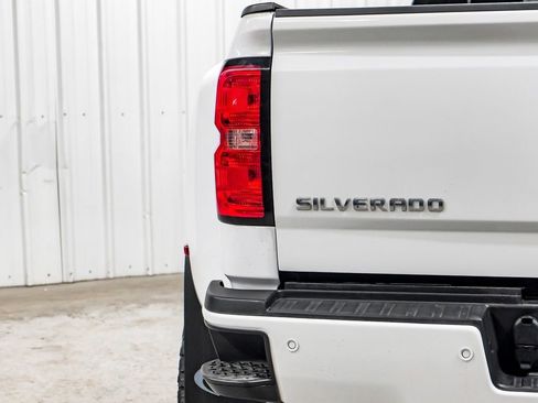 Used 2019 Chevrolet Silverado 3500 LTZ w/ Duramax Plus Package image 46