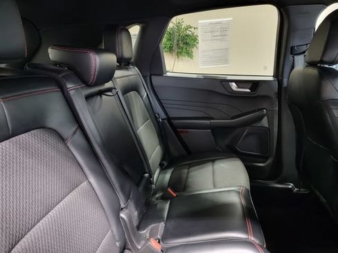 Used 2023 Ford Escape ST-Line AWD/4WD image 15