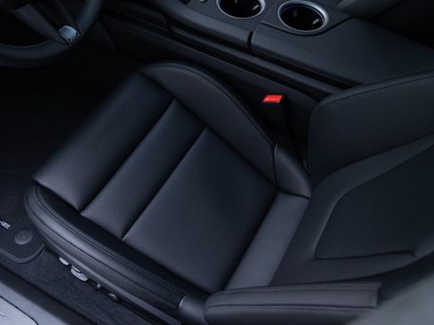 New 2026 Porsche Taycan GTS image 17