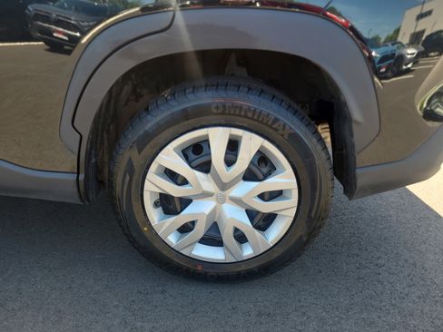 Certified 2023 Toyota Corolla Cross L AWD/4WD image 10