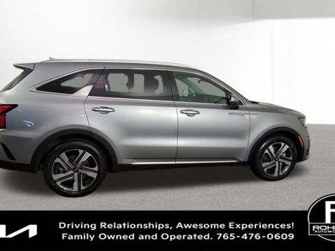 Used 2023 Kia Sorento EX AWD/4WD image 10