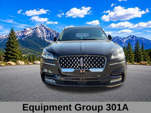 Used 2023 Lincoln Aviator Grand Touring w/ Equipment Group 301A AWD/4WD image 3