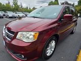 Used 2017 Dodge Grand Caravan SXT image 3