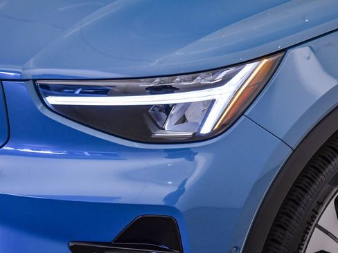 Certified 2023 Volvo C40 P8 Recharge Plus image 8