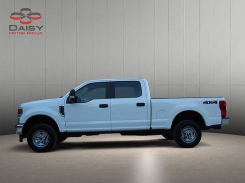 Used 2022 Ford F250 XL w/ Power Equipment Group AWD/4WD image 8