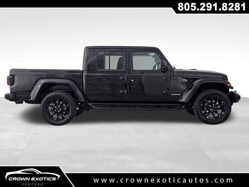 Certified 2021 Jeep Gladiator Overland image 8