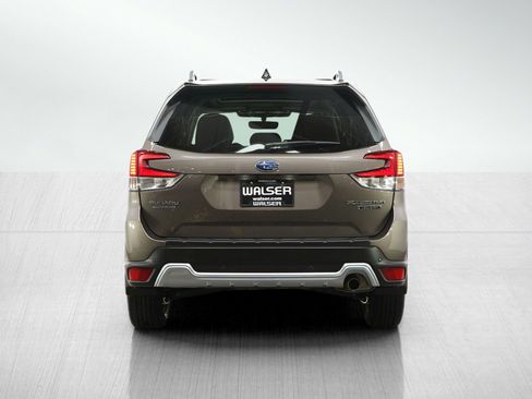 Used 2024 Subaru Forester Touring w/ Convenience Package image 4