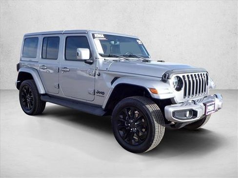 Used 2021 Jeep Wrangler Unlimited Sahara image 6