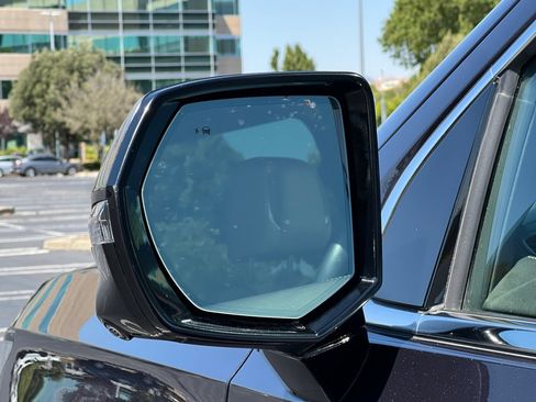 Used 2023 Cadillac Escalade Premium Luxury w/ Performance Package image 58