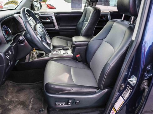 Certified 2018 Toyota 4Runner SR5 Premium image 10