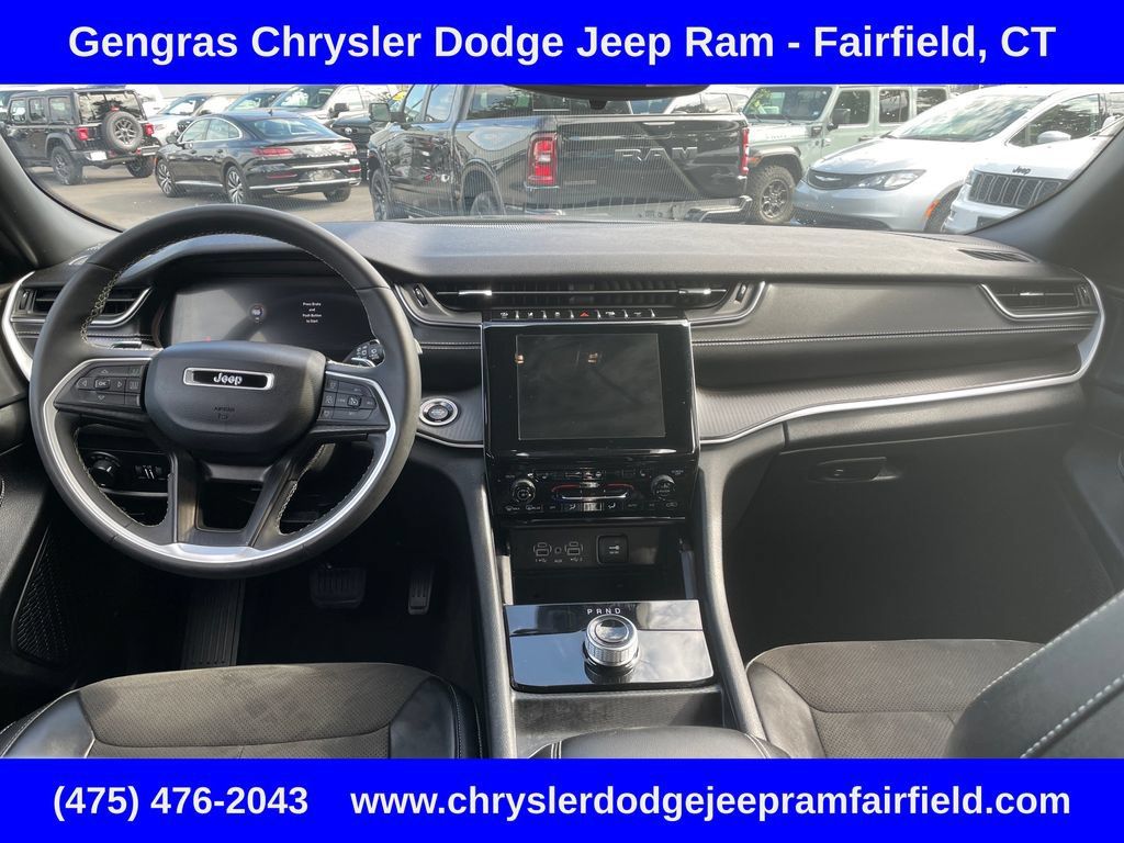 Used 2023 Jeep Grand Cherokee L Altitude AWD/4WD image 65