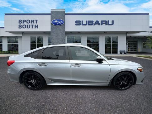 Used 2023 Honda Civic Sport image 2