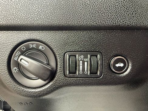 Used 2021 Dodge Charger SXT w/ Leather Interior Group image 24