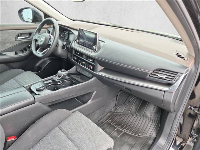 Used 2023 Nissan Rogue SV AWD/4WD image 19